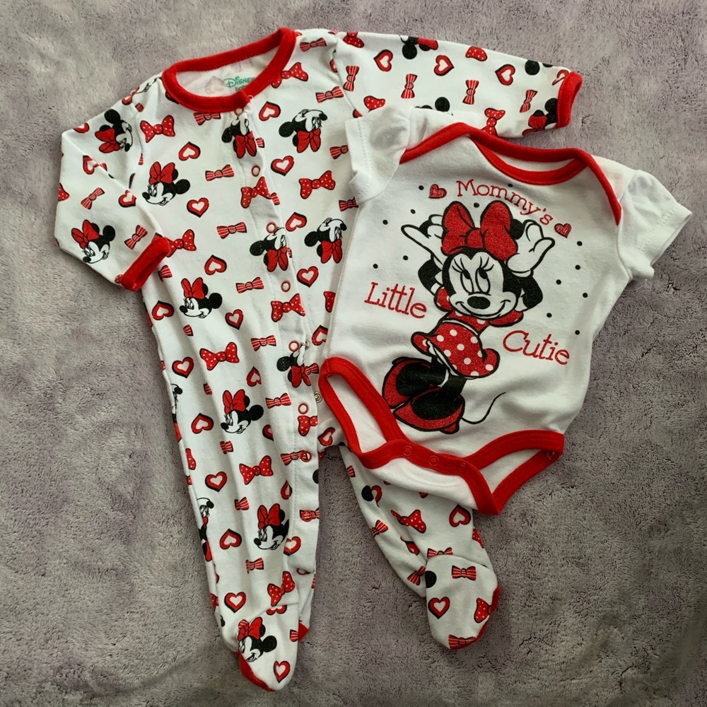 5/$25🛍 Disney Minnie Mouse pjs and onesie